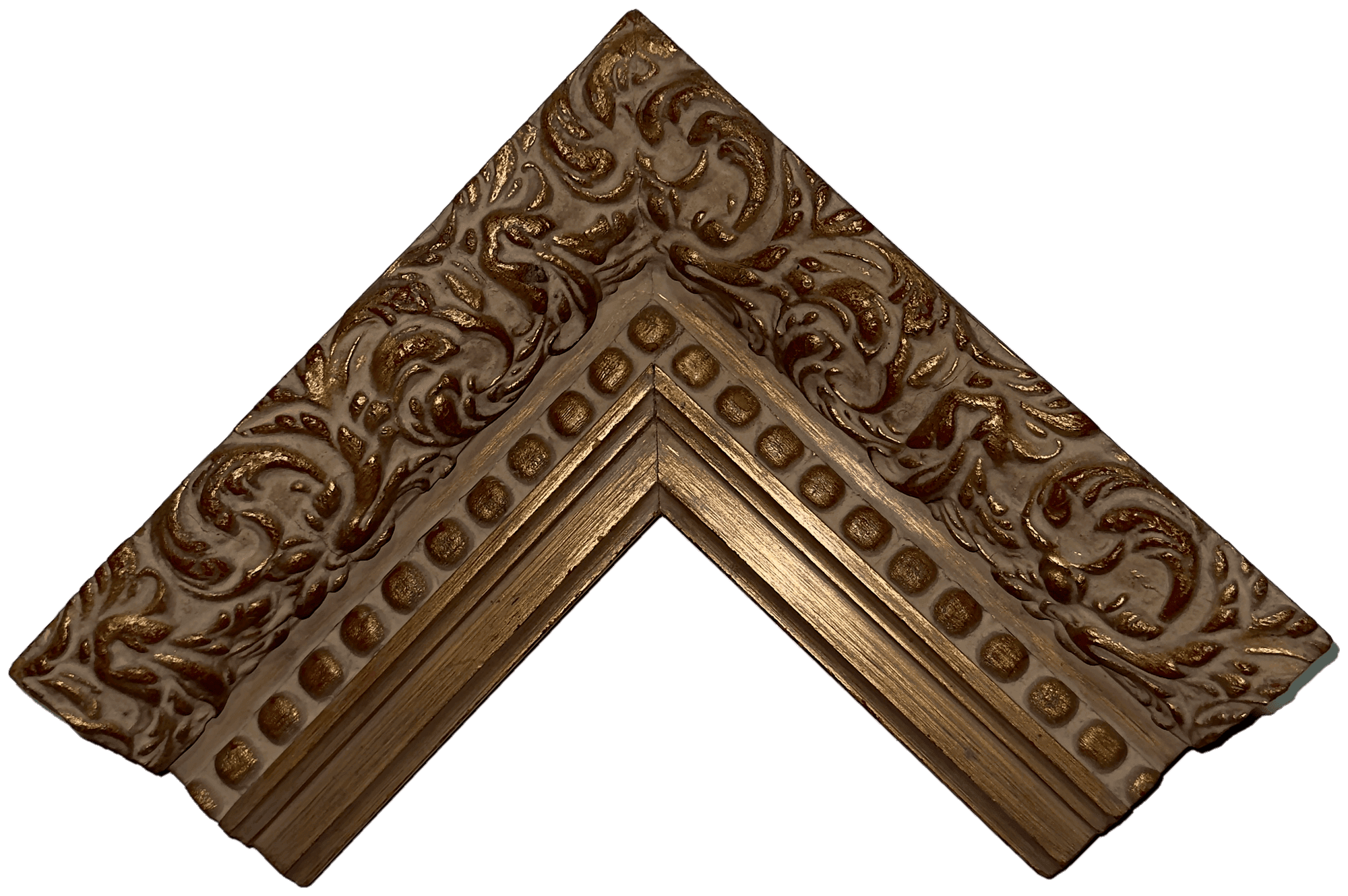 Madera con baño de oro sobre crema barroco